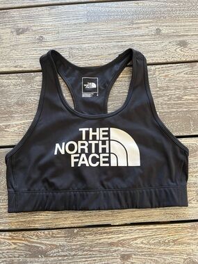 THE NORTH FACE sports bra, Size L.